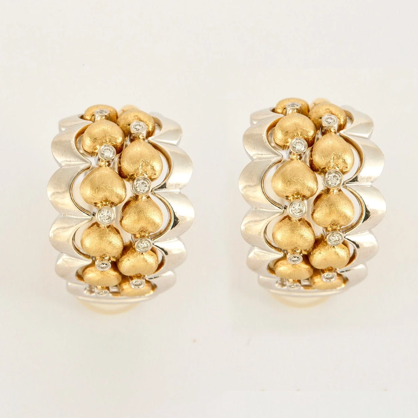 ADLER two-tone gold diamond earrings - Image 4