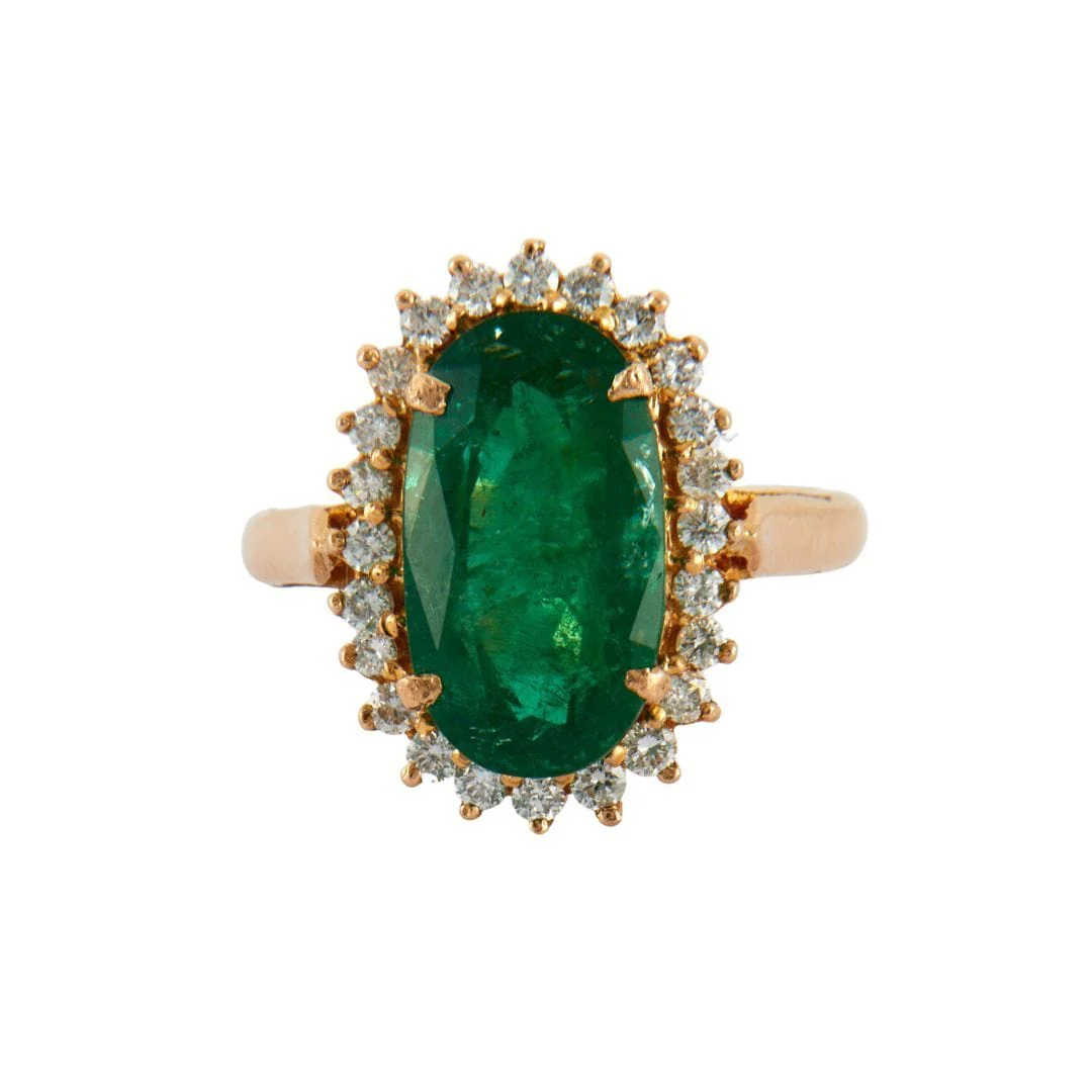 Emerald diamond ring
