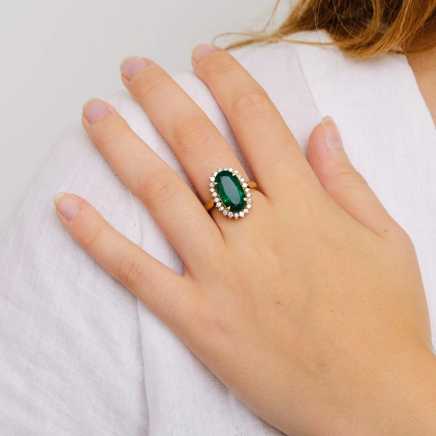 Emerald diamond ring - Image 2