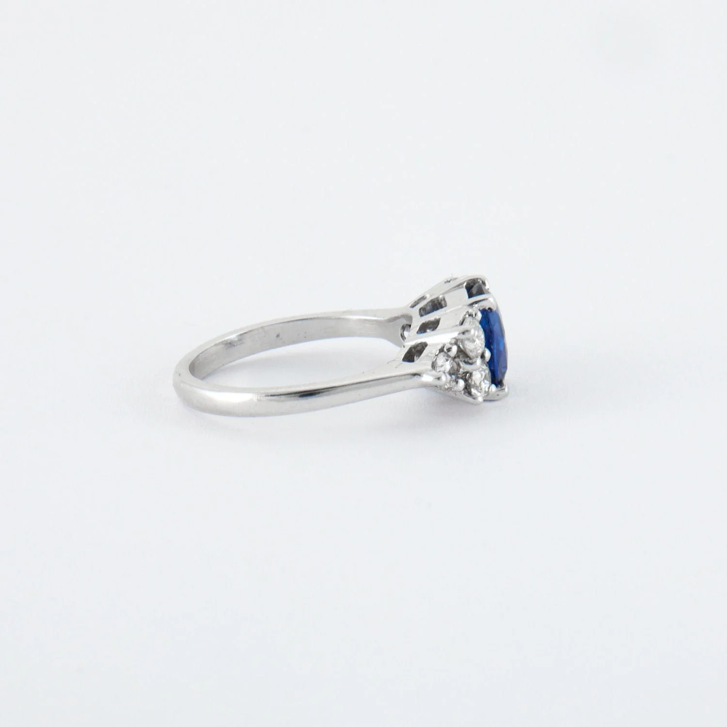 Sapphire Diamond Ring - Image 3