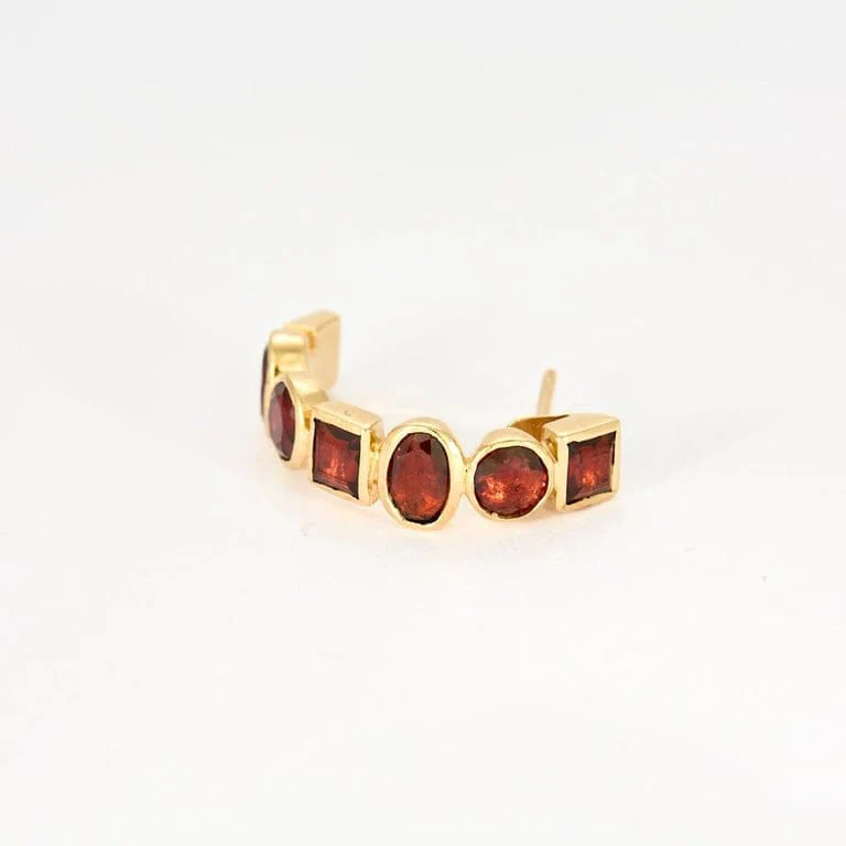 Yellow gold jewelry and earrings (c) MMA - Image 8