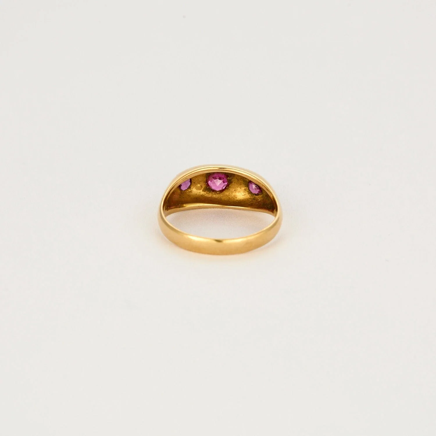 Illusion ring in yellow gold, rubies and diamonds - Image 4