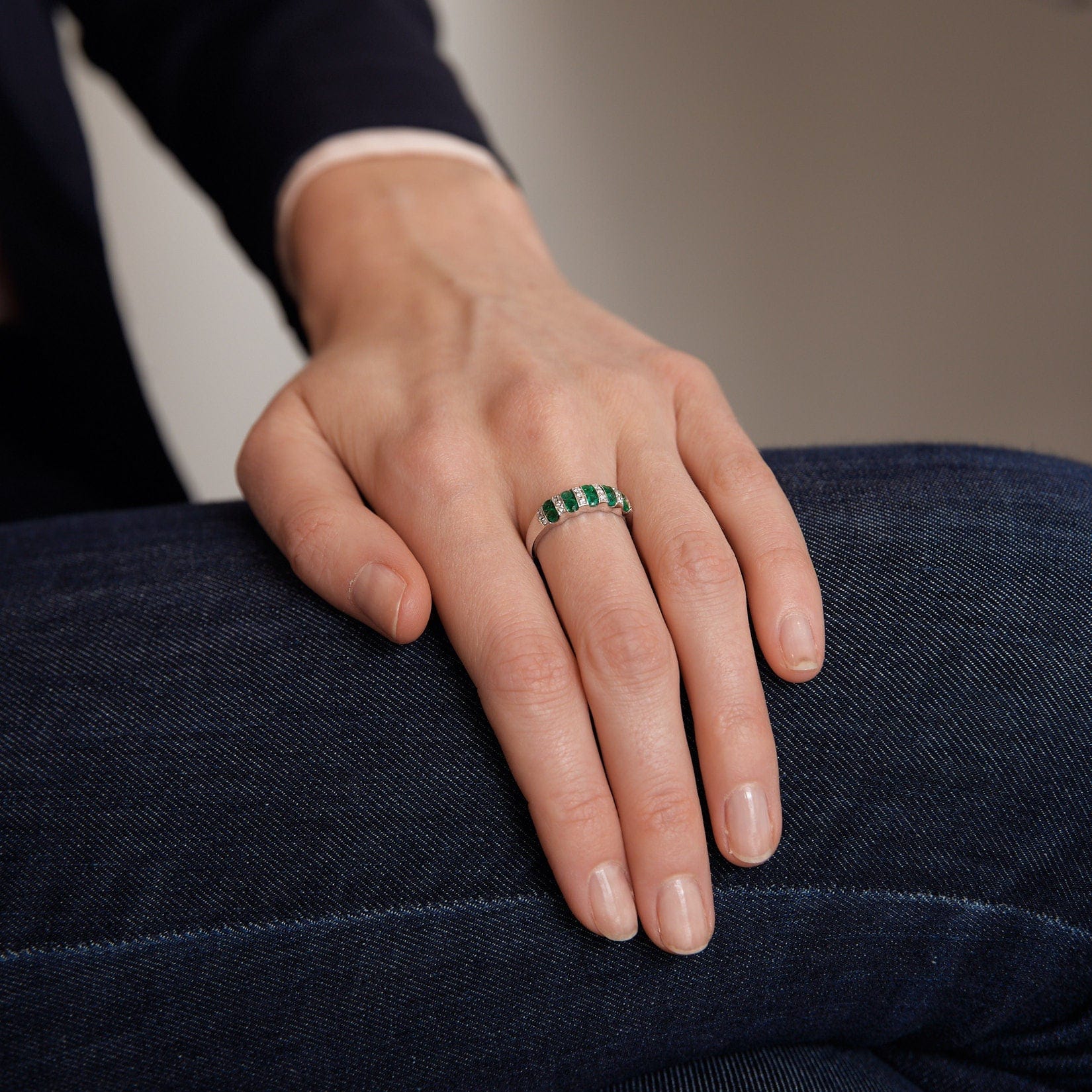Emerald and diamond ring - Image 2