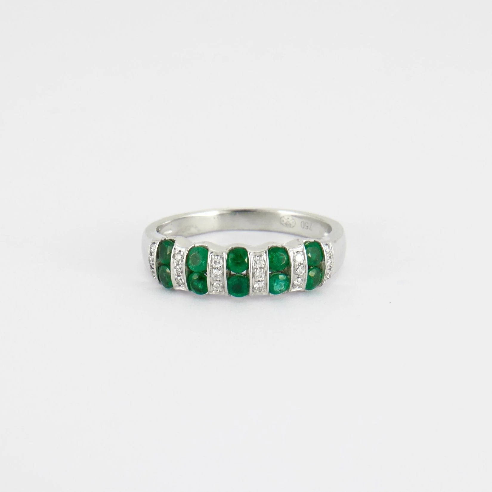 Emerald and diamond ring - Image 3