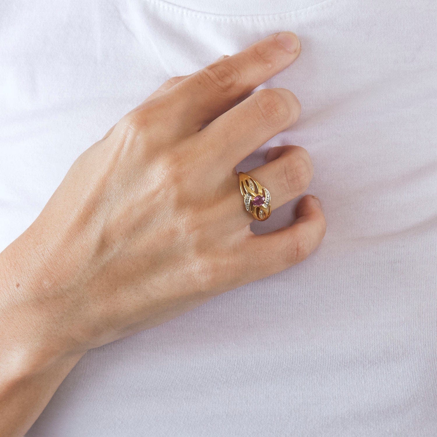 Yellow gold ruby diamond ring - Image 6