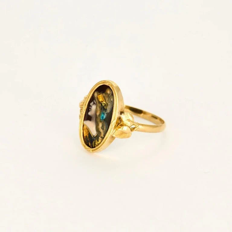 Yellow Gold Enamel Ring - Image 3