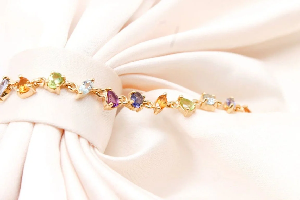Multicolored river bracelet in yellow gold  - Image 7