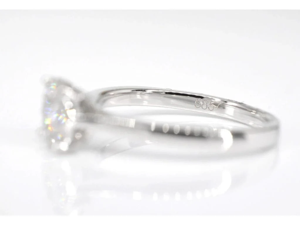 White gold entourage ring with diamonds - Image 5