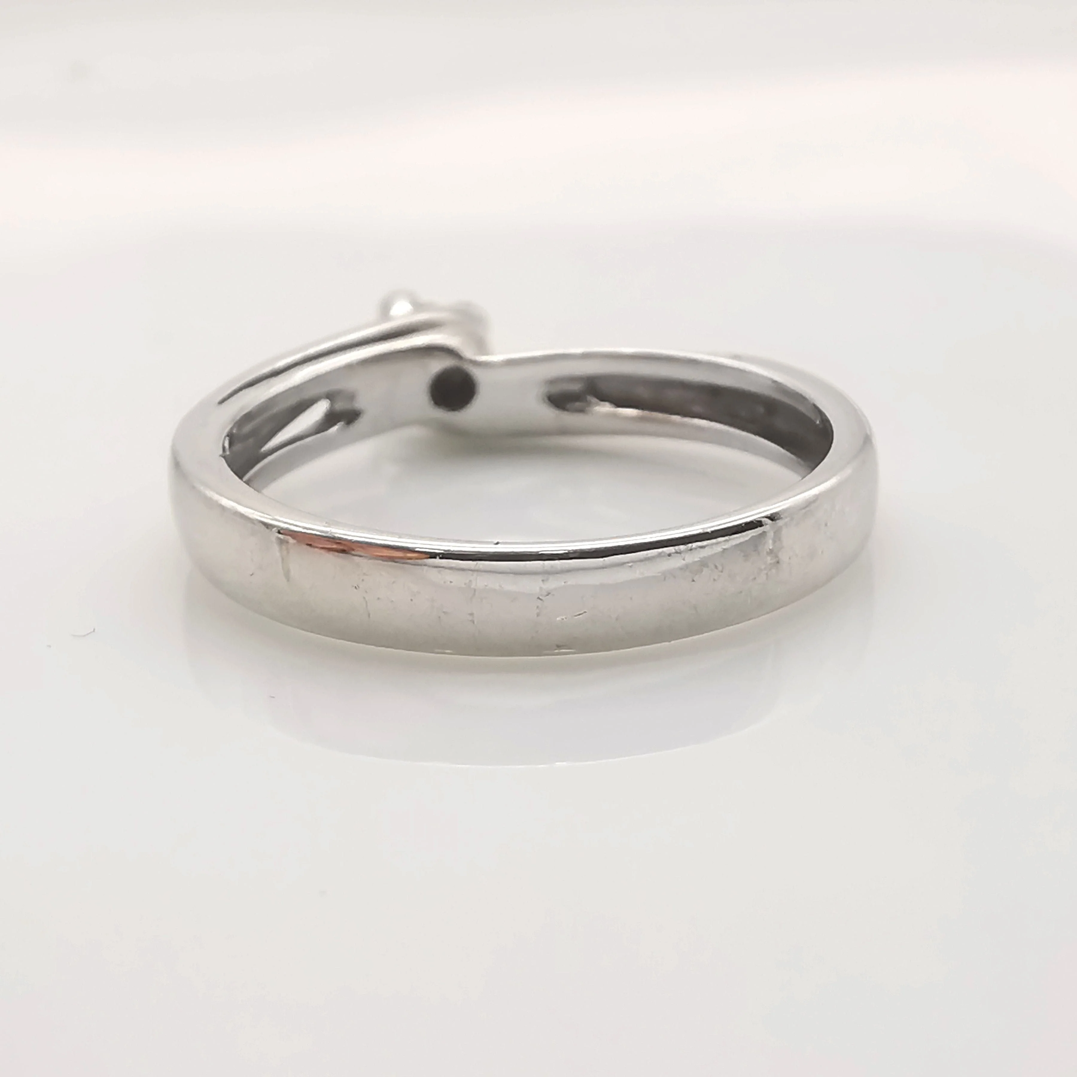 gold and diamond solitaire - Image 5