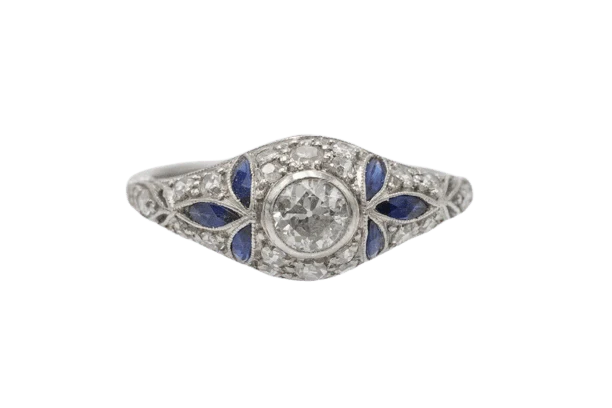 Art Deco ring with diamonds, 1920s