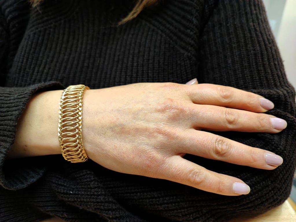 Gold Bracelet - Image 7