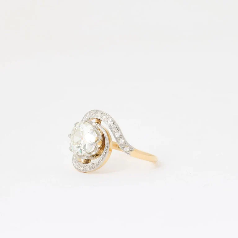 2.04ct Diamond Swirl Ring - Image 6