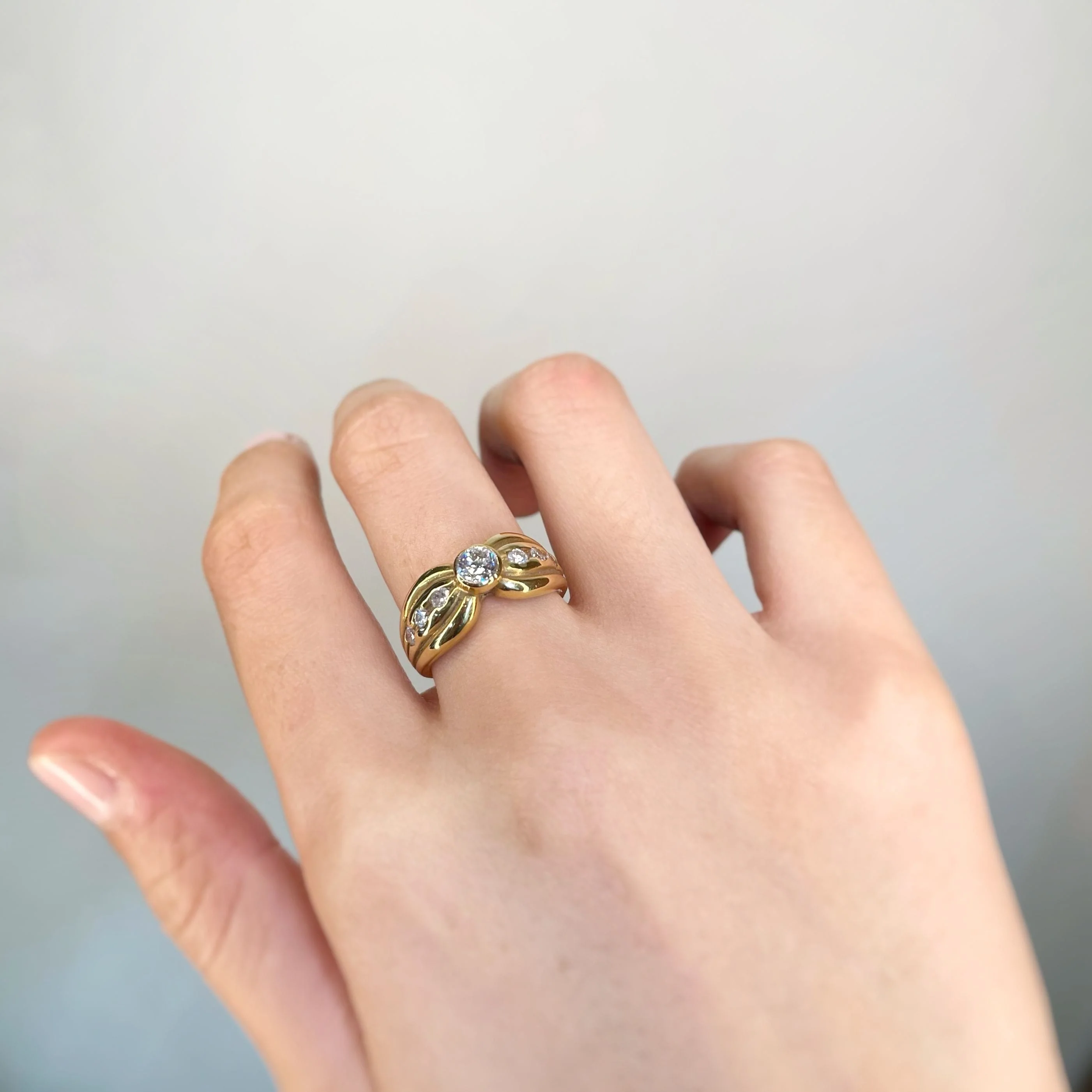 Yellow gold diamond ring - Image 4