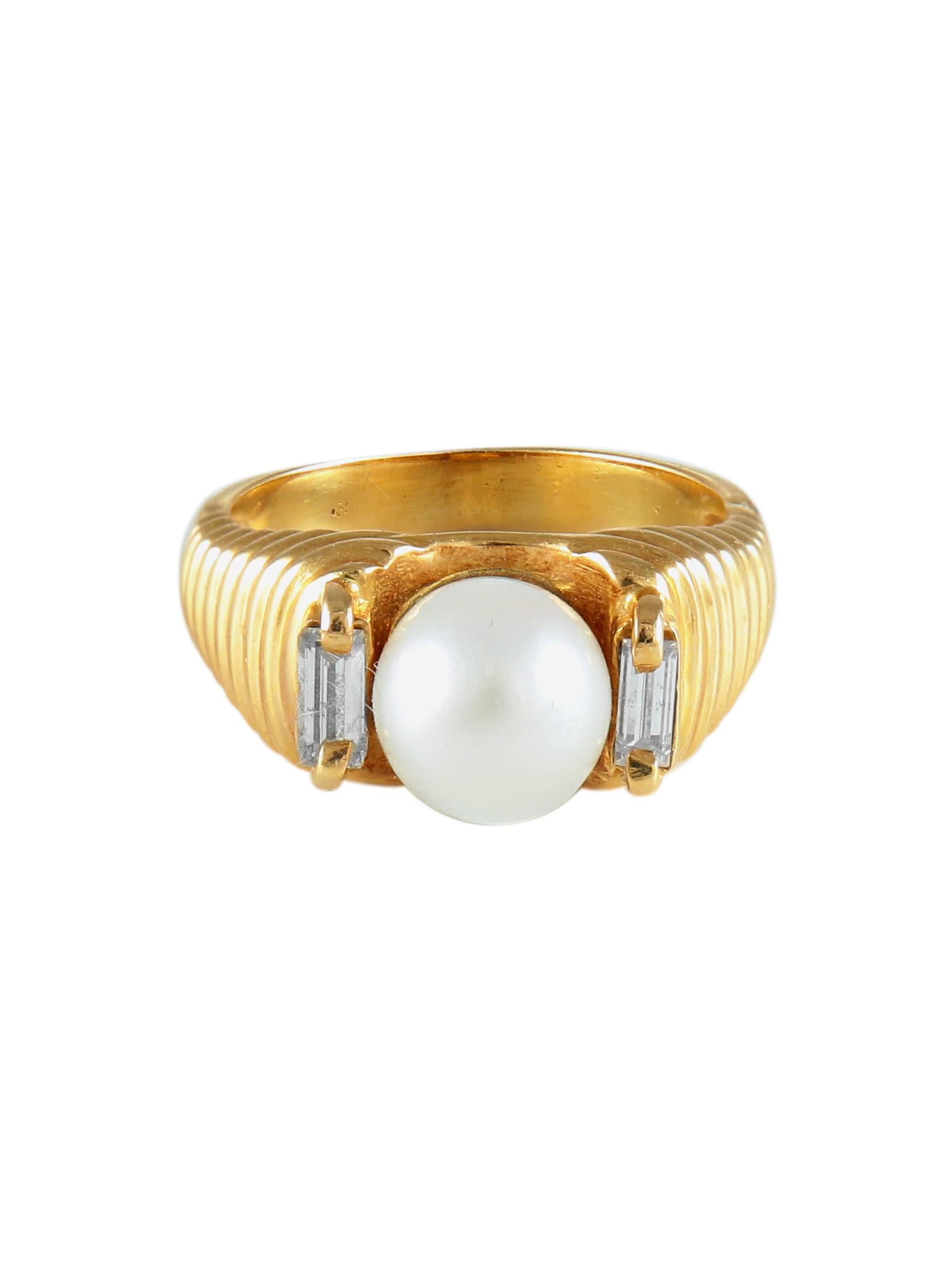 Pearl and Diamond Ring