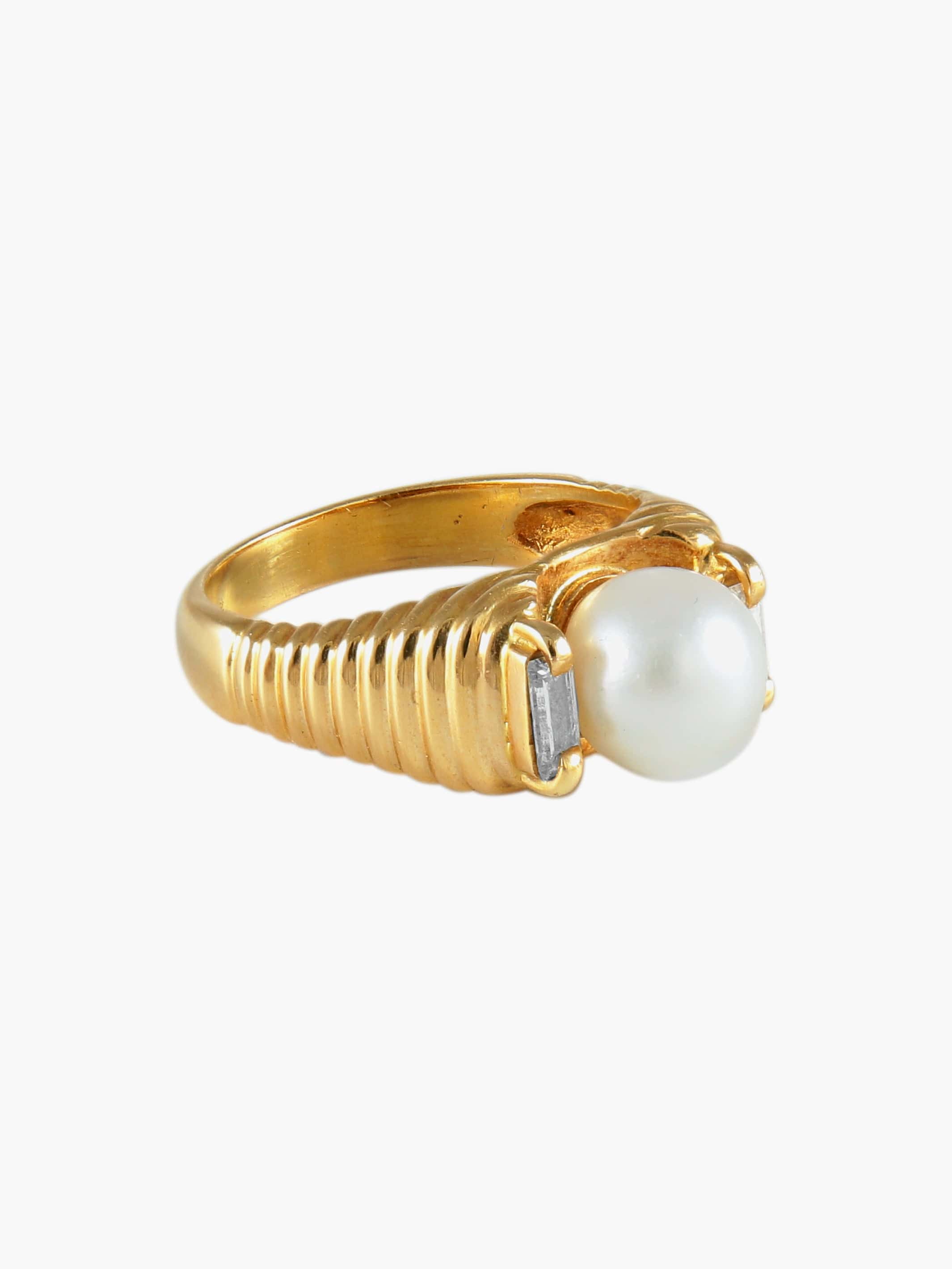 Pearl and Diamond Ring - Image 7