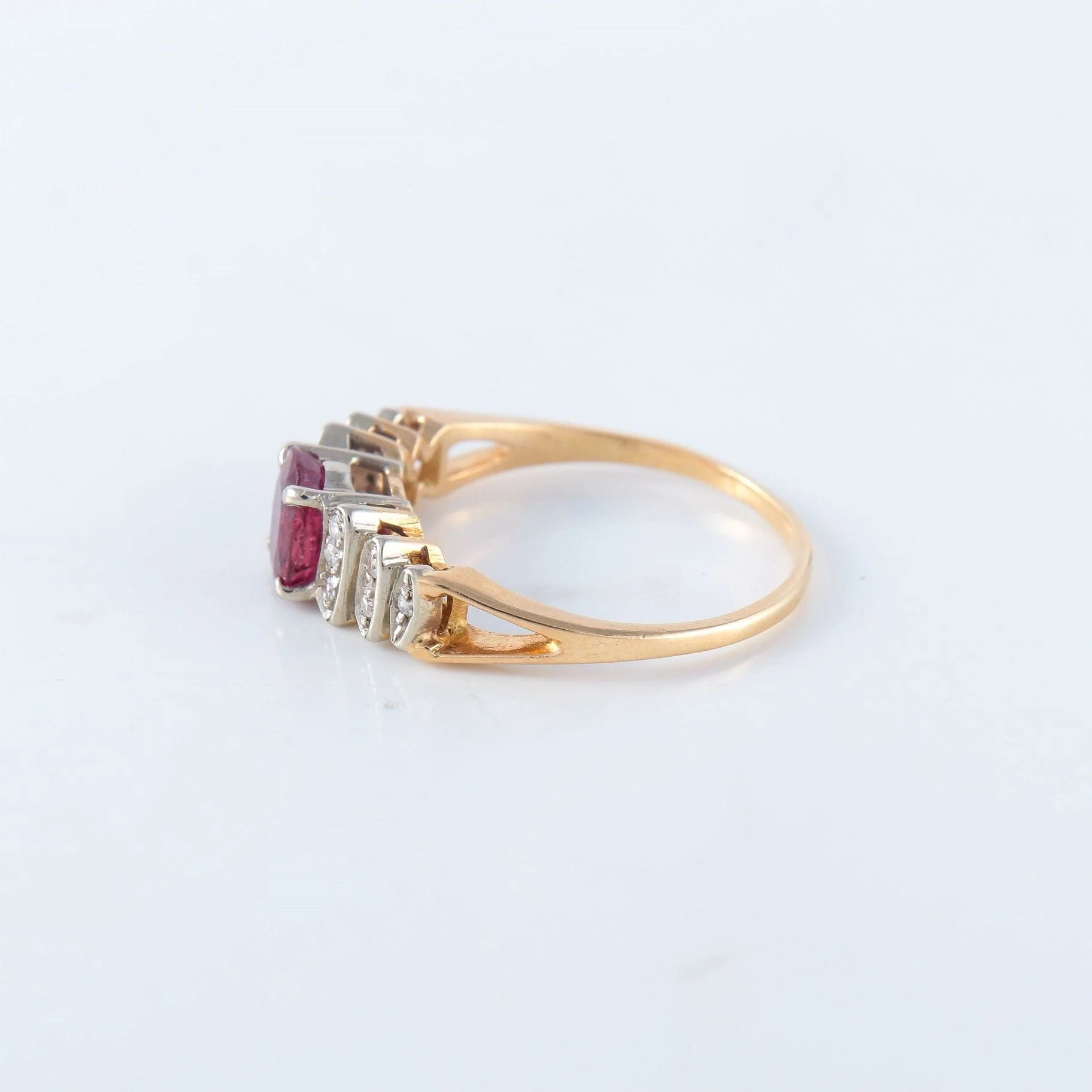 Gold ring, ruby - Image 4