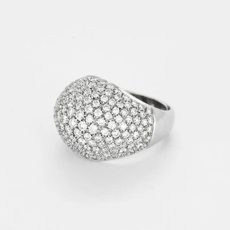 Le Mont des Diamants ring in white gold and diamonds  - Image 3
