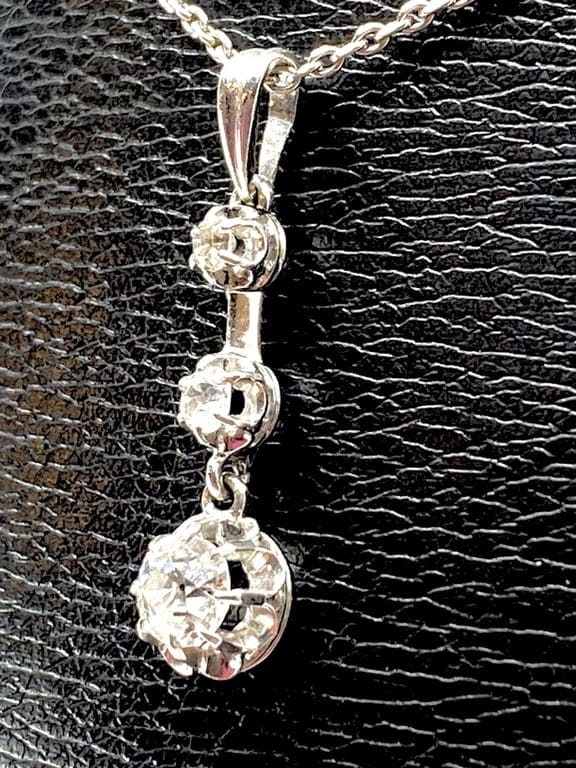 1900 Diamond pendant on chain - Image 10