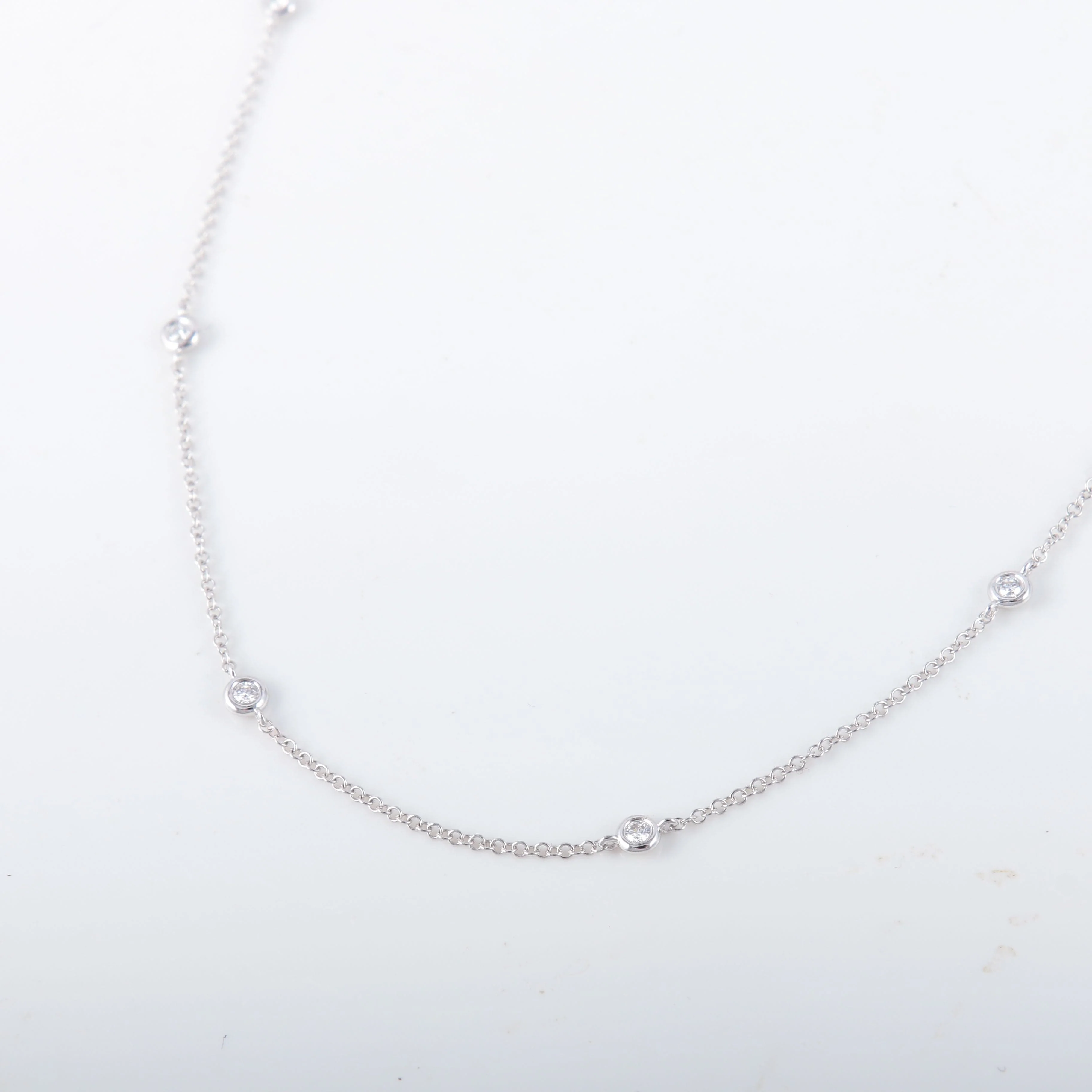 White gold 10 diamond necklace - Image 6