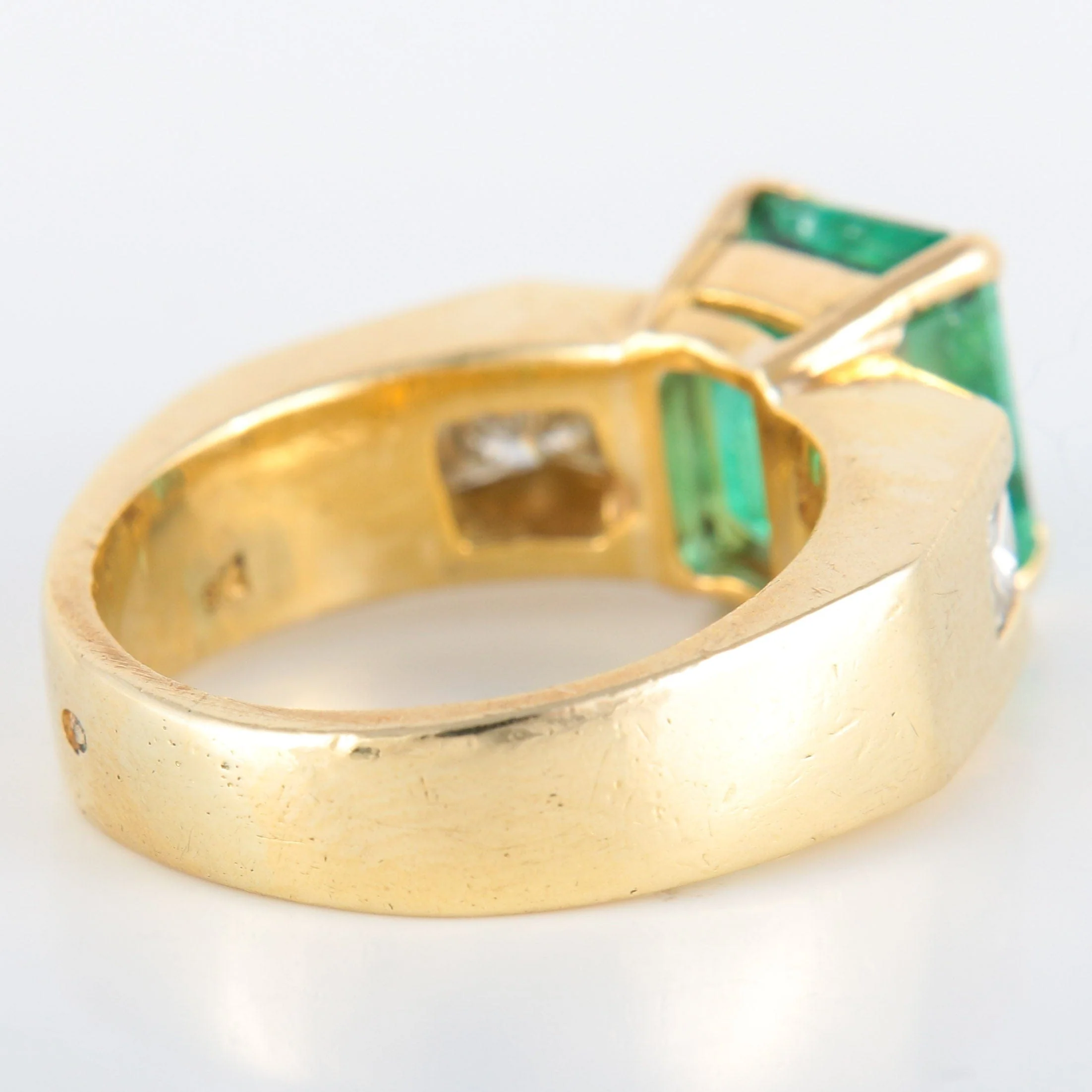 Emerald and Diamond Ring - Image 8