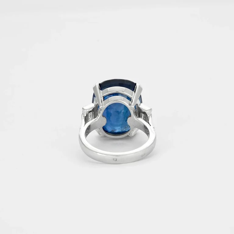 White gold, diamond and sapphire ring - Image 6