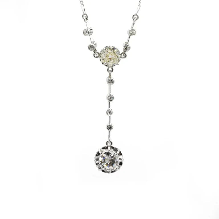 Necklace - platinum and diamonds