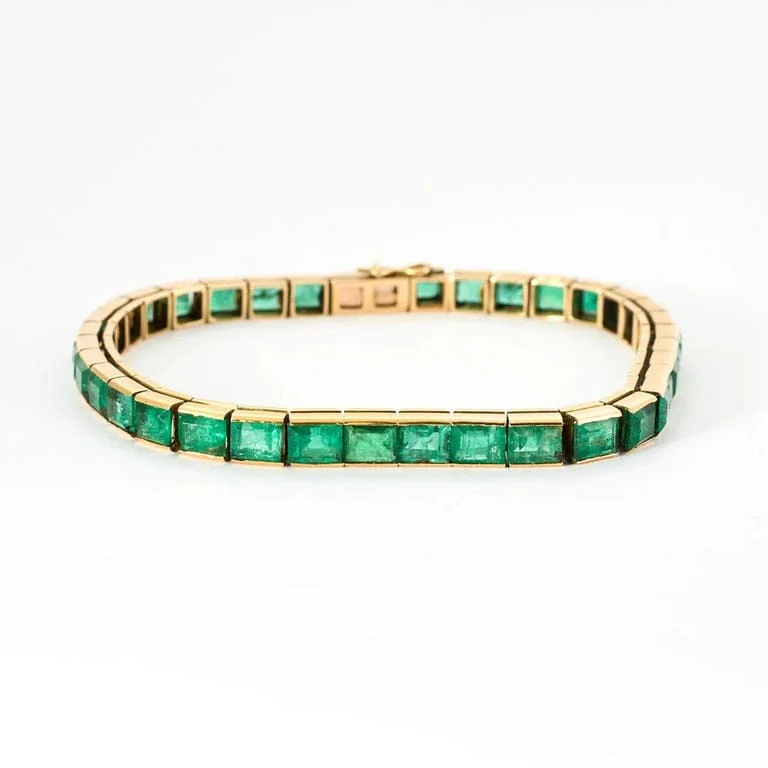 YELLOW GOLD EMERALD LINE BRACELET
