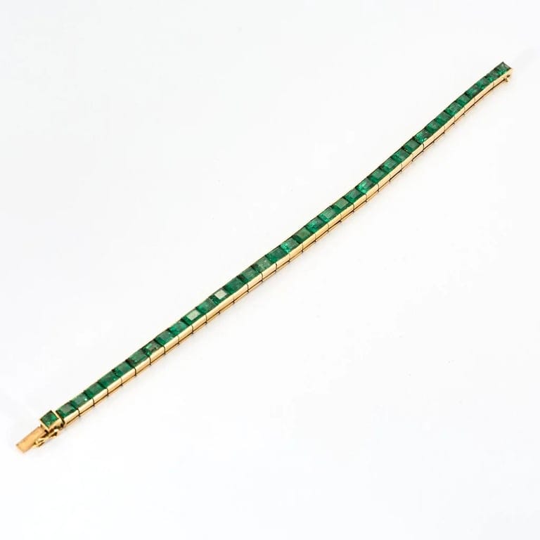YELLOW GOLD EMERALD LINE BRACELET - Image 3