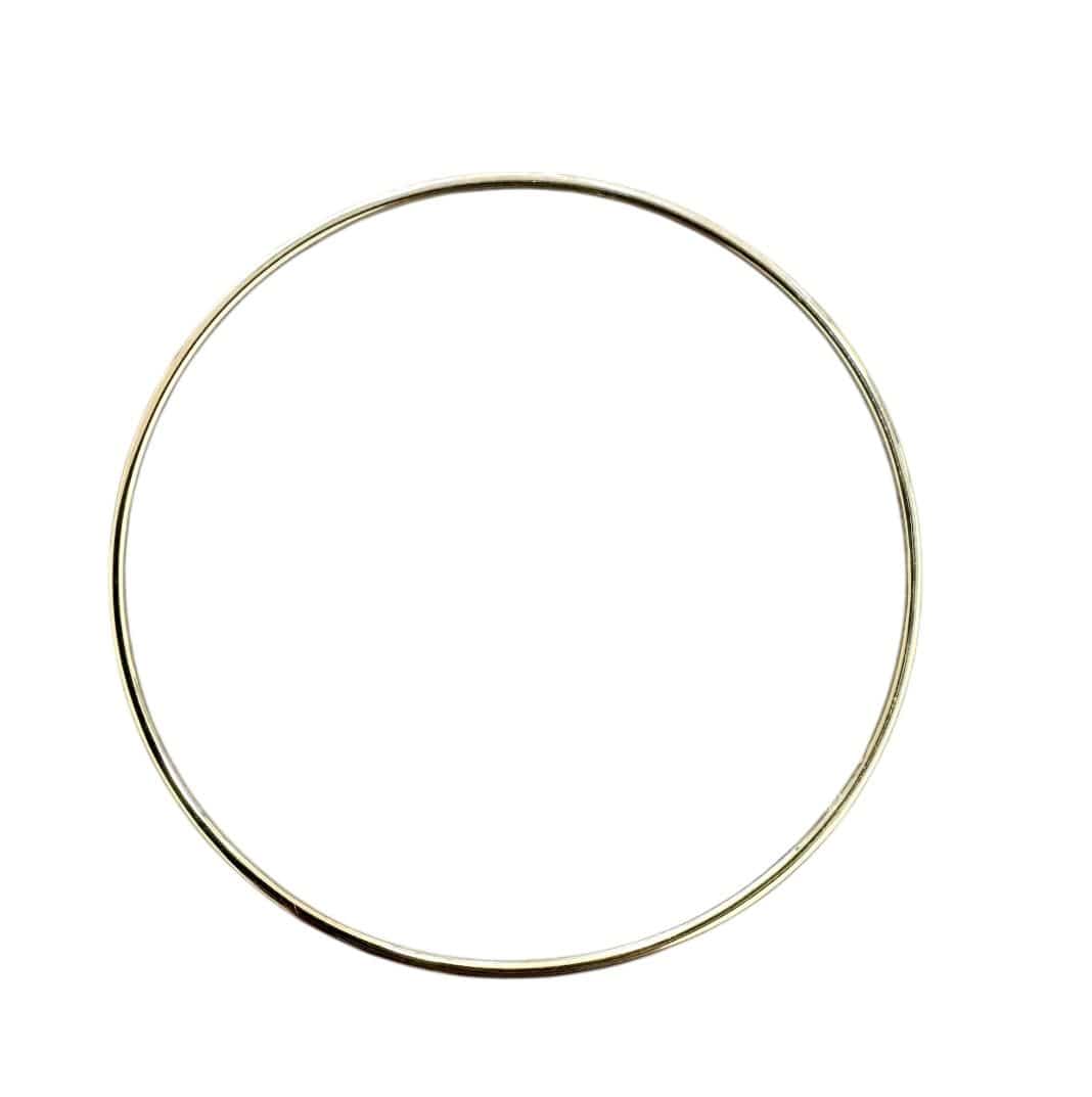 Yellow gold bangle bracelet