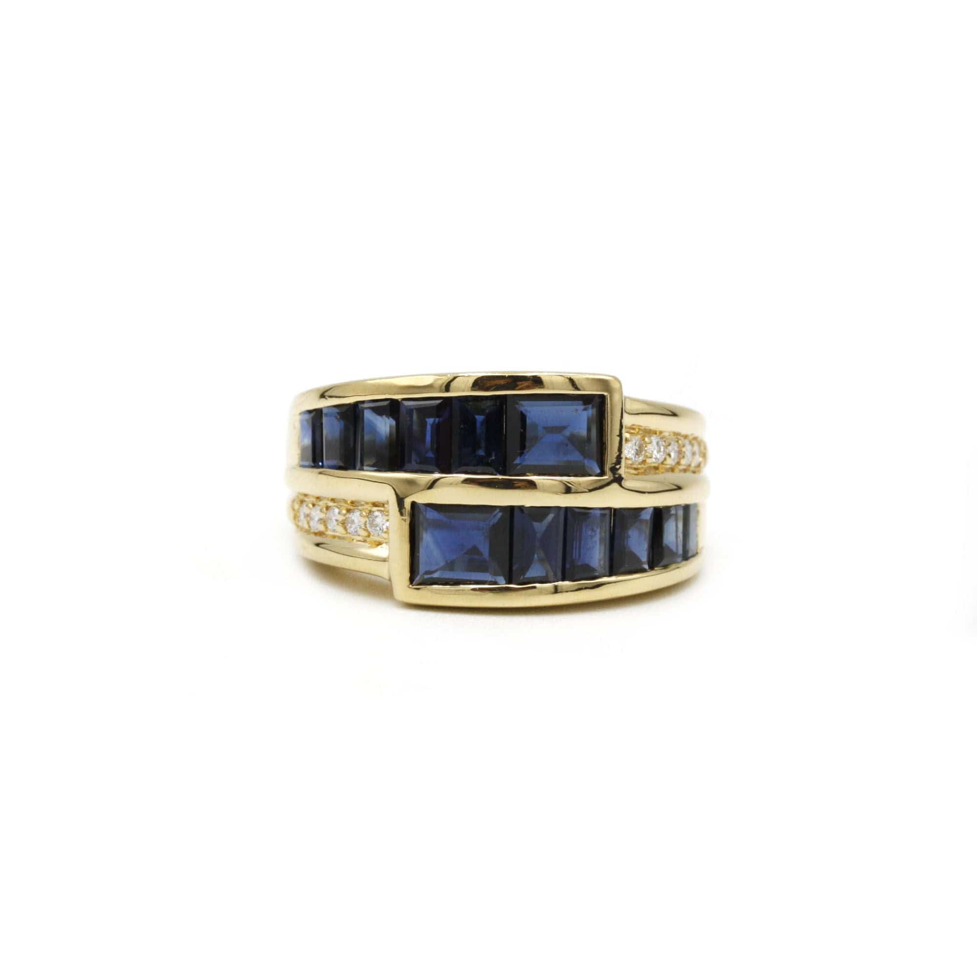 Retro style Diamond & Sapphire ring