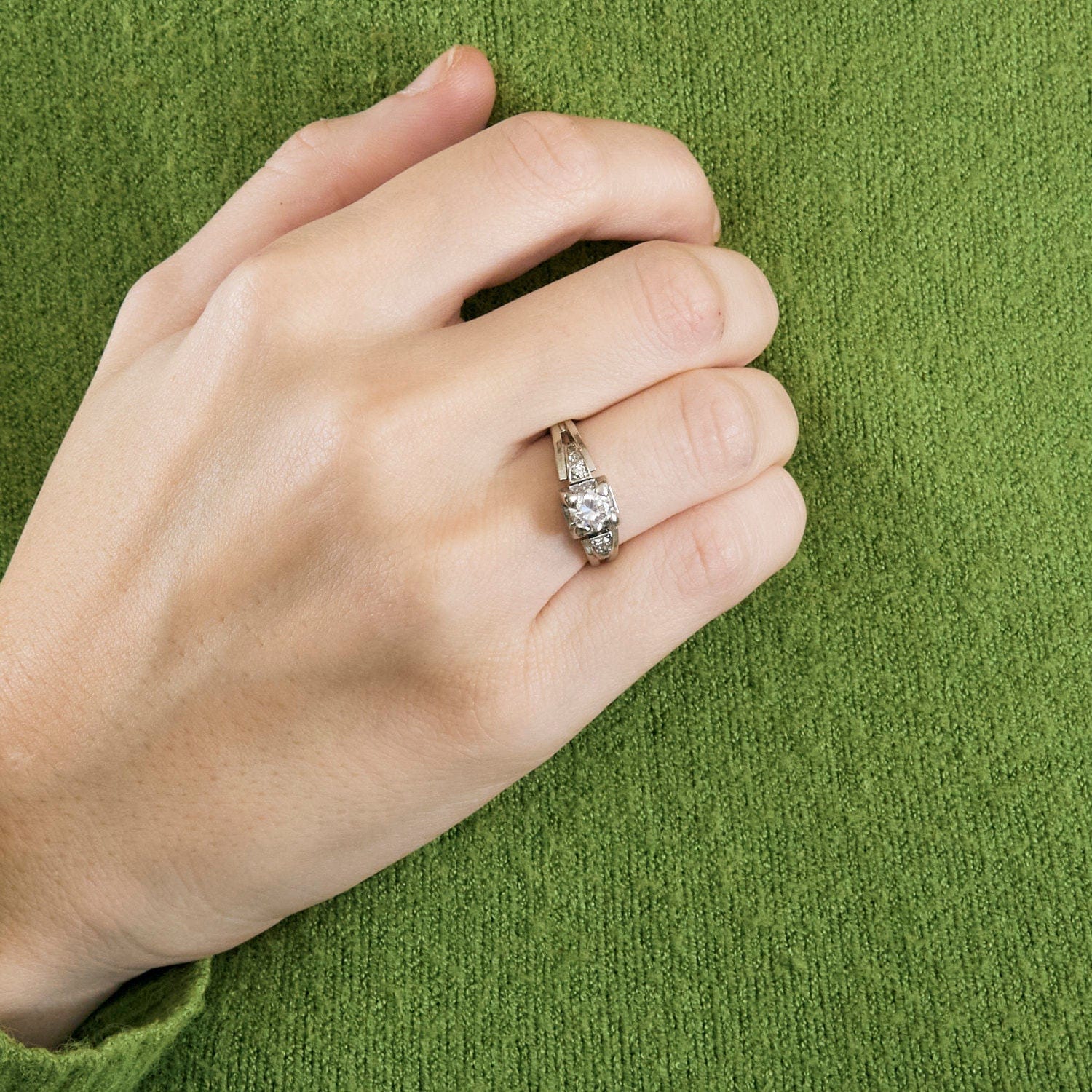 White gold solitaire platinum diamonds - Image 3