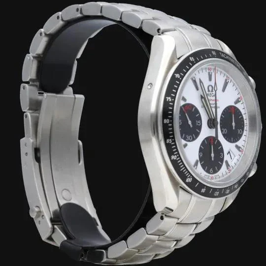 Omega Speedmaster Date Chronograph Watch  - Image 6
