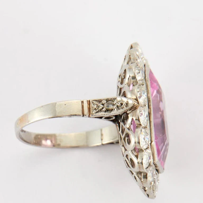 Pompadour Art-Deco Diamond Ring - Image 7