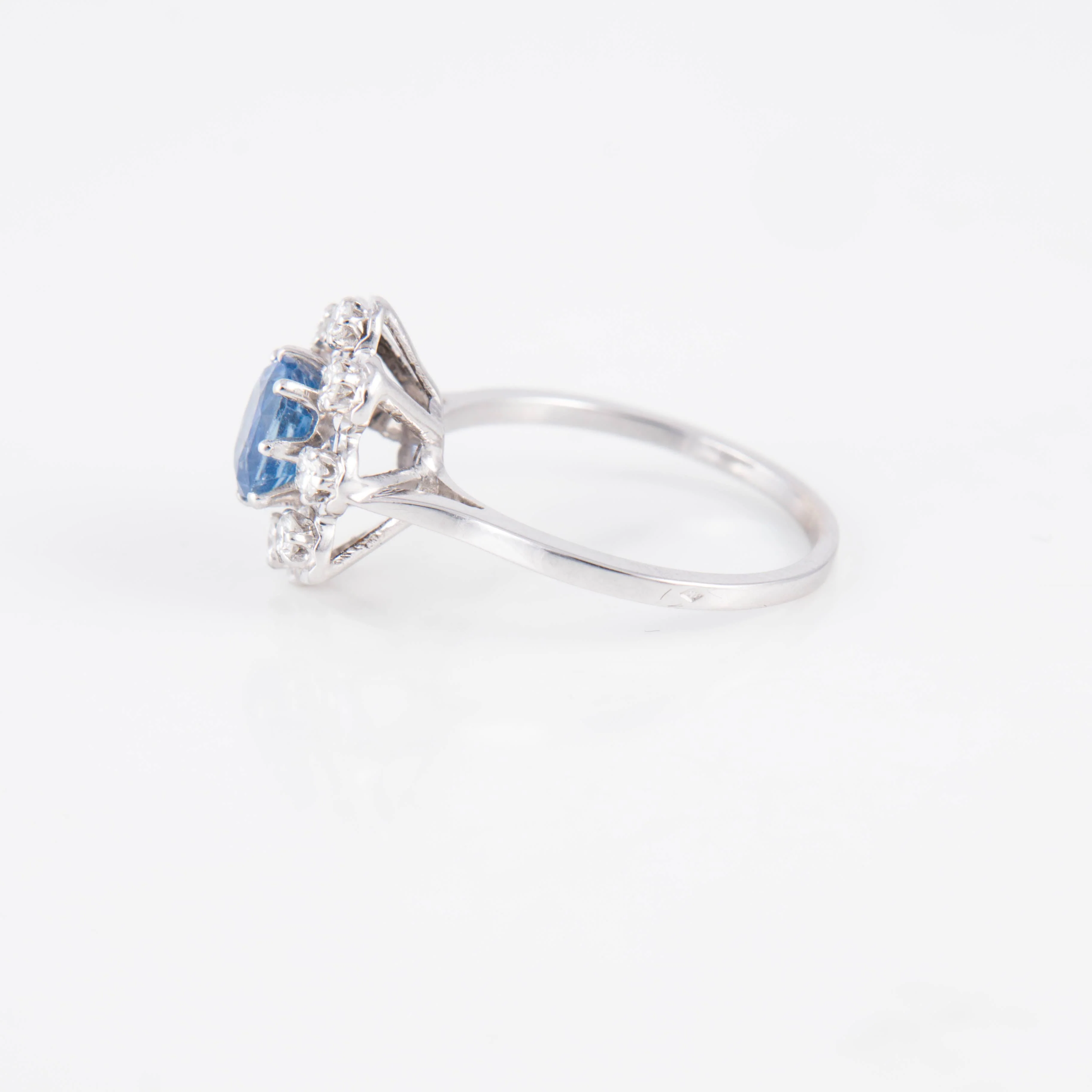 Sapphire and diamond ring - Image 4