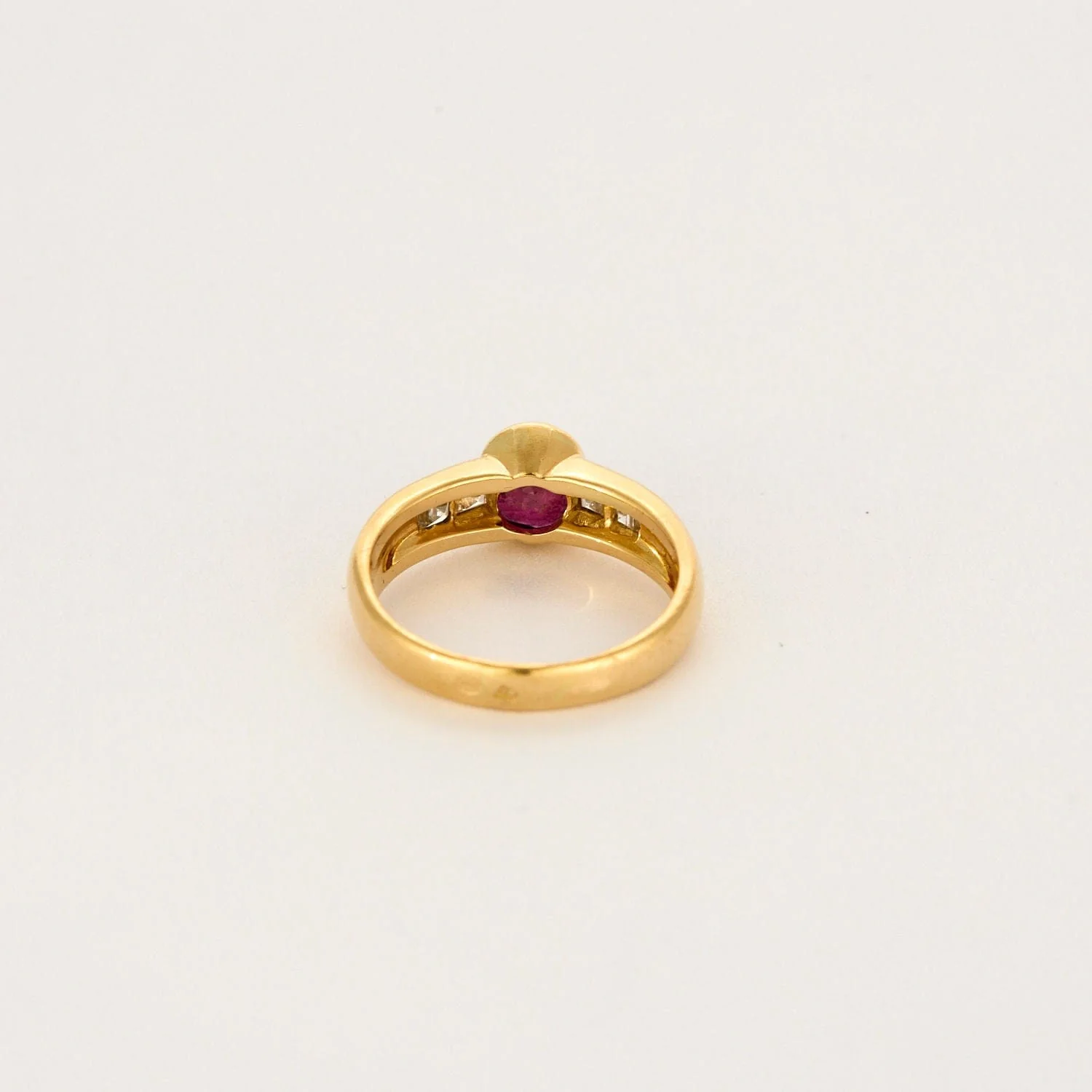Yellow gold, ruby and diamond ring - Image 4
