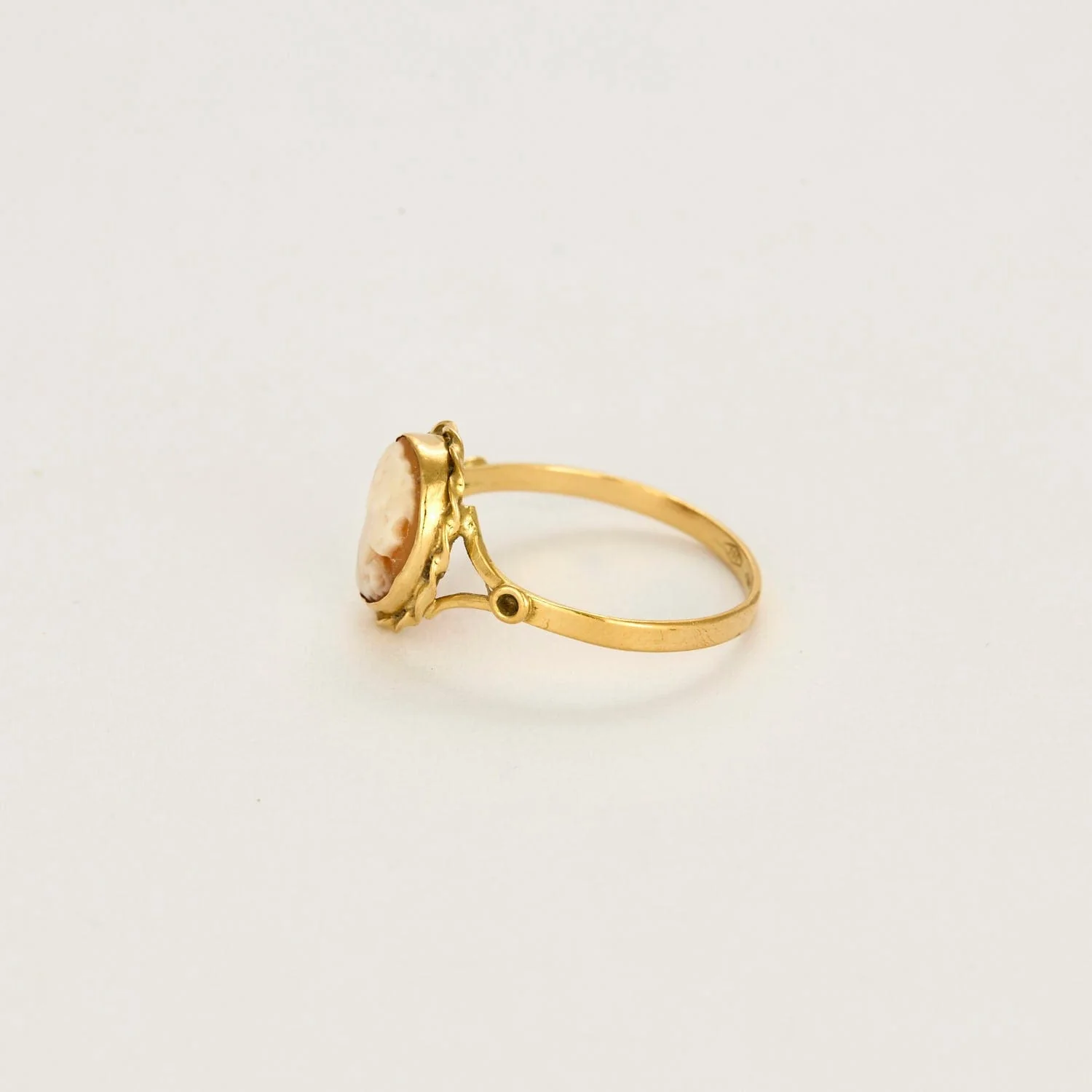 Yellow gold carnelian ring - Image 4