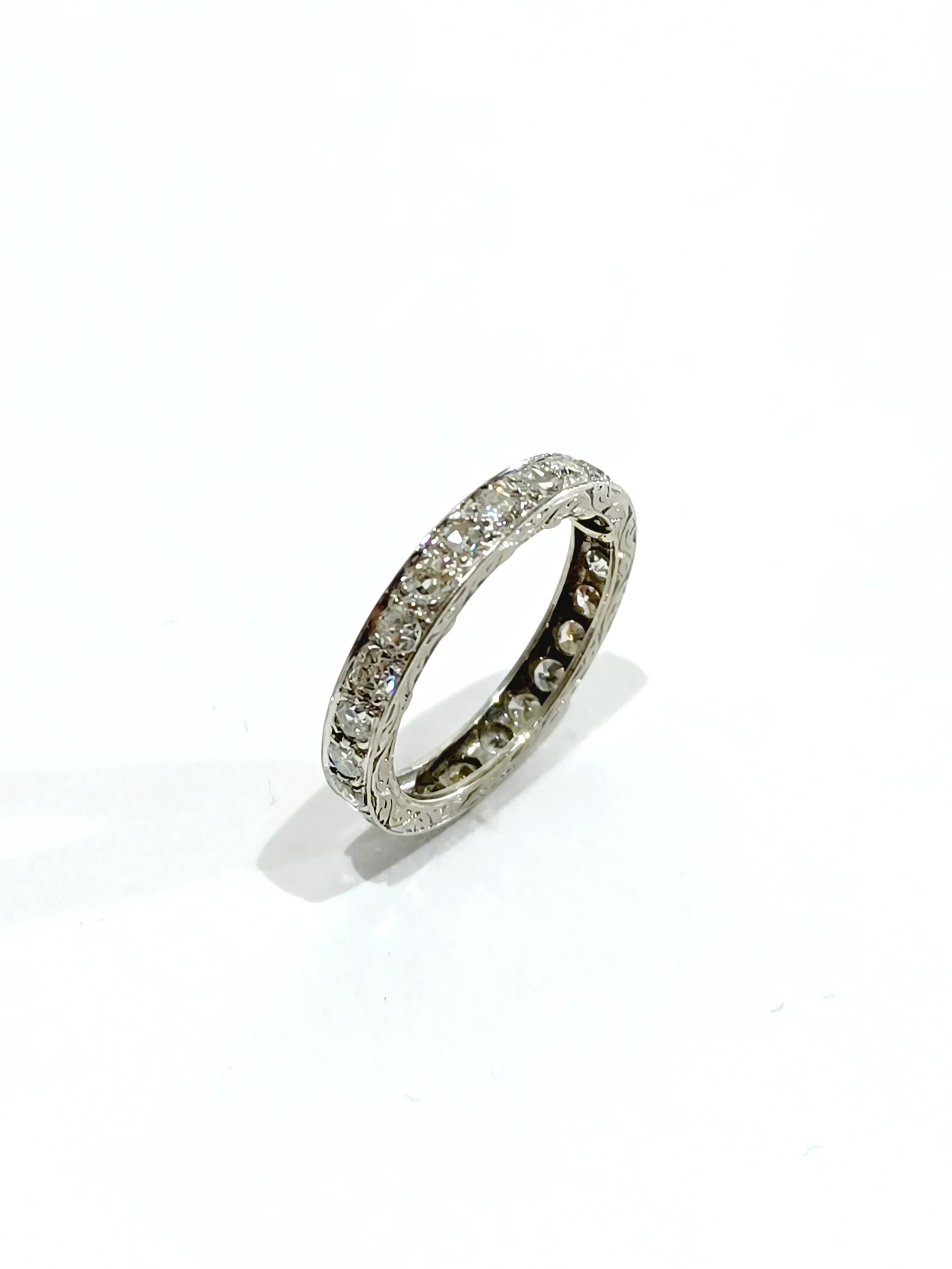 White gold lovers tower wedding ring