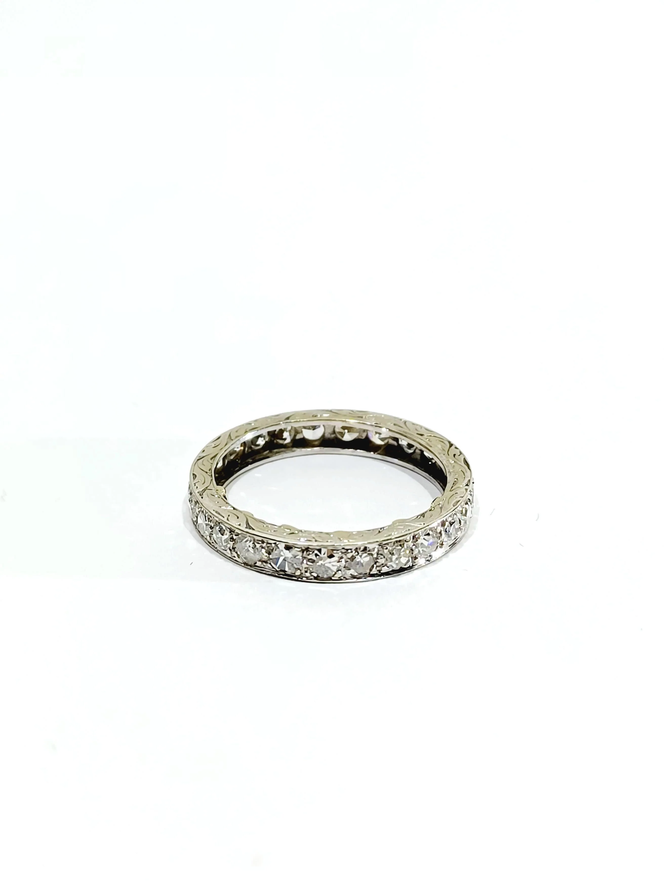 White gold lovers tower wedding ring - Image 7