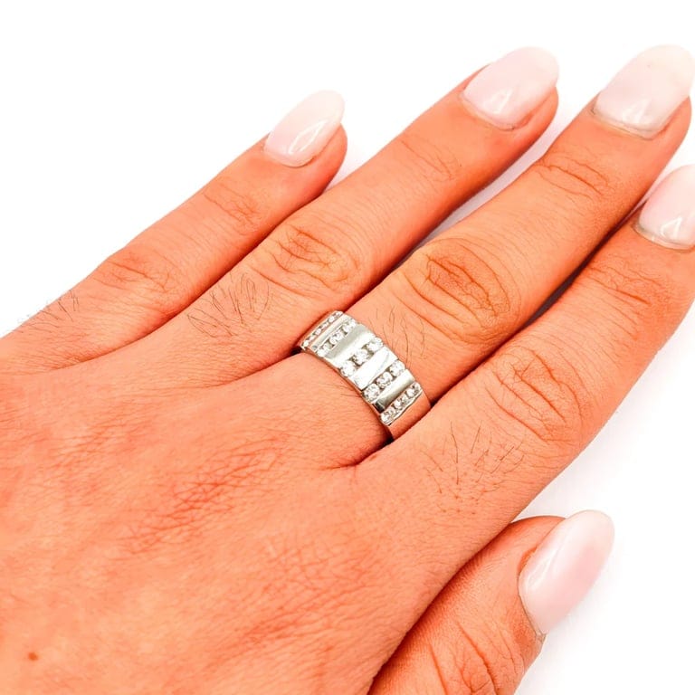 Dress ring in white gold and diamonds - Image 2