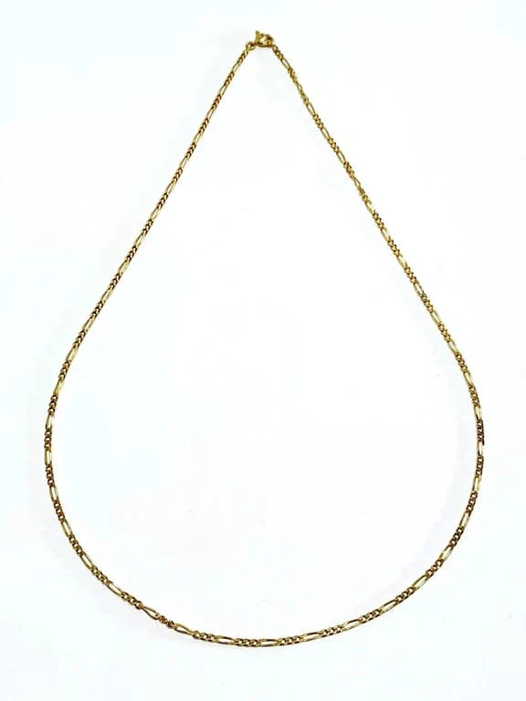 Figaro mesh gold chain
