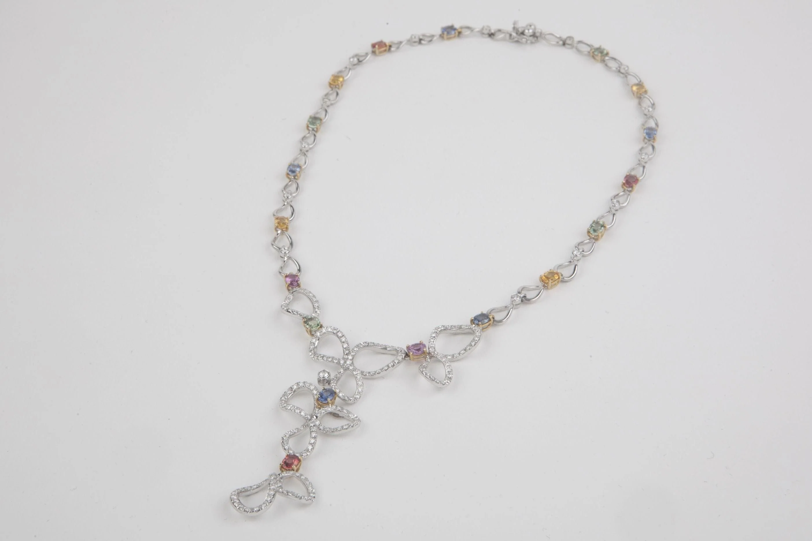 Gold, sapphire and diamond necklace