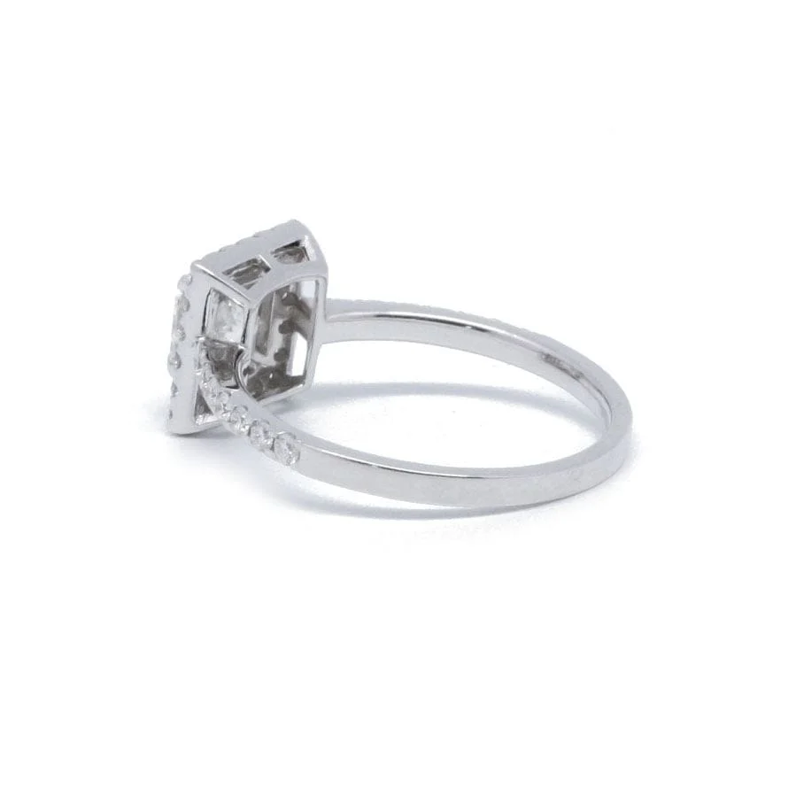 White gold and diamond solitaire - Image 2