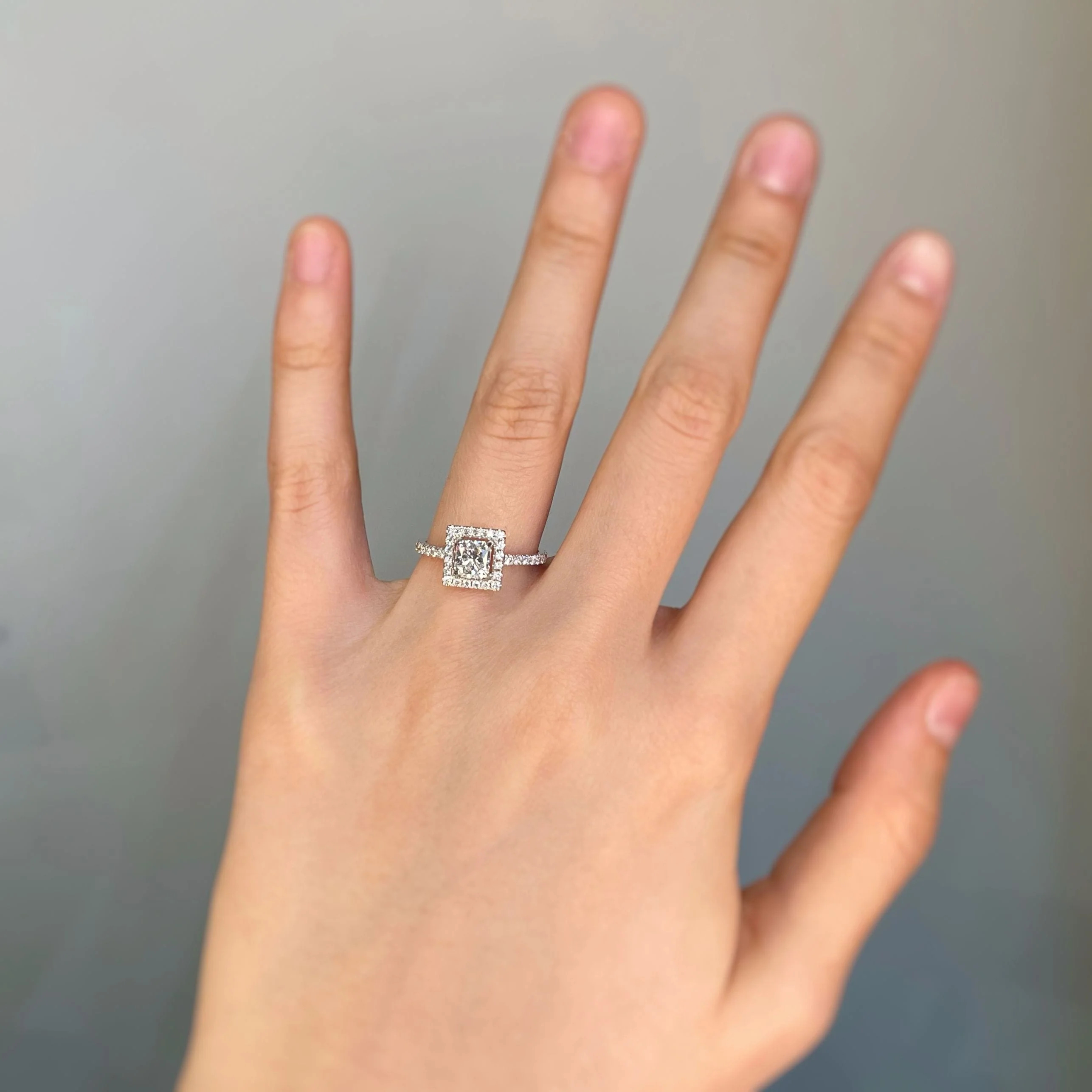 White gold and diamond solitaire - Image 7