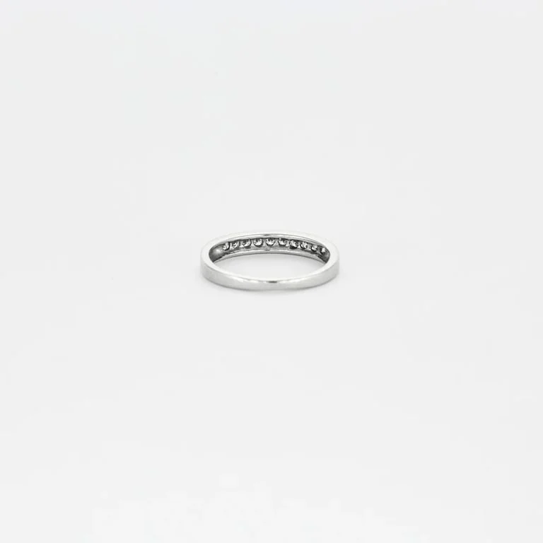 White gold diamond wedding ring - Image 4