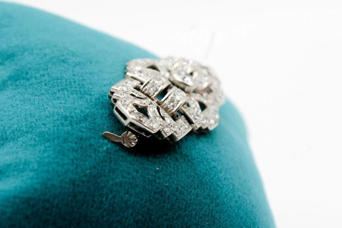 Brooch Art Deco gold, platinum, diamonds  - Image 7