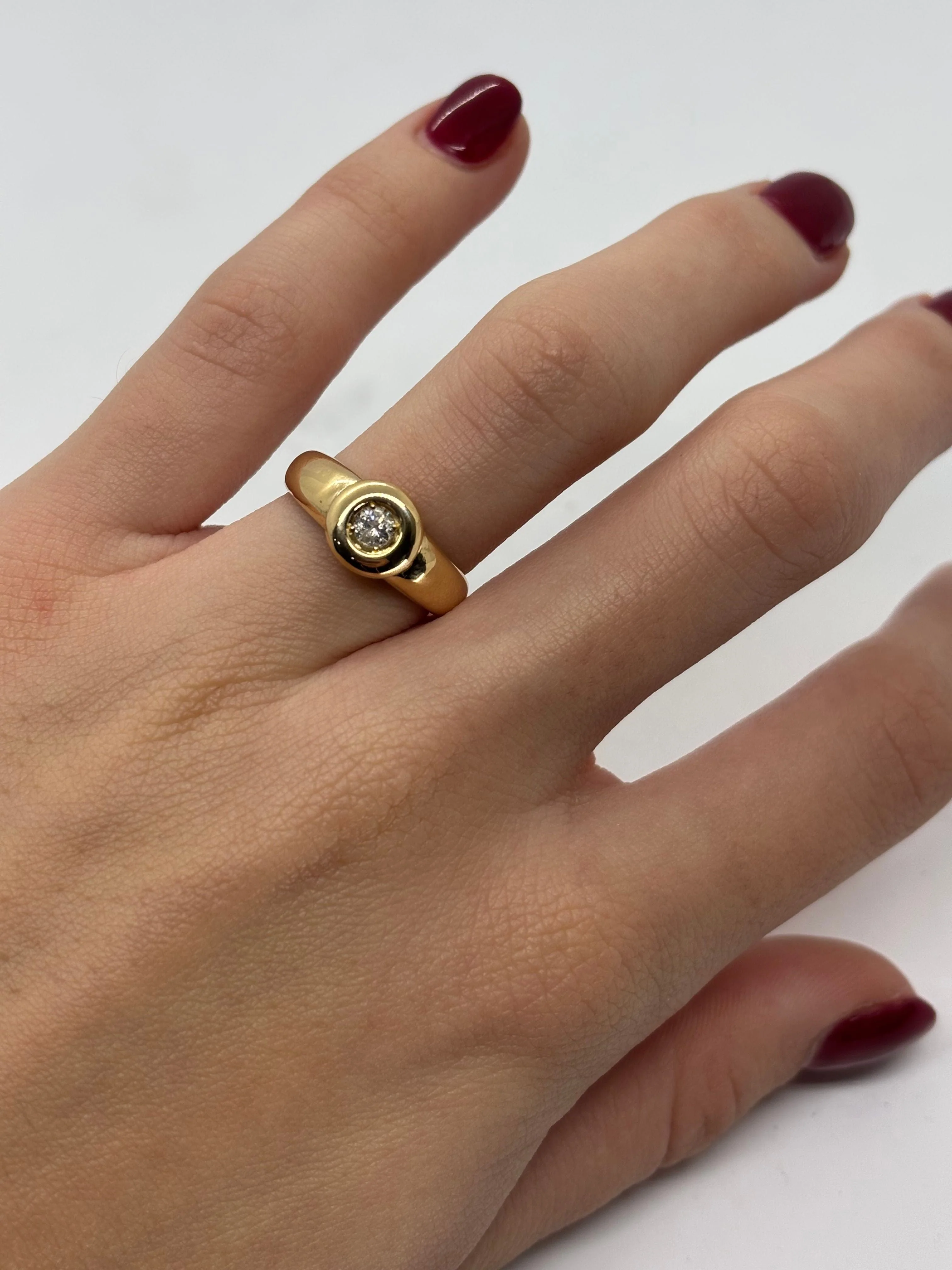 Solitaire yellow gold and 0.20 ct diamond  - Image 2