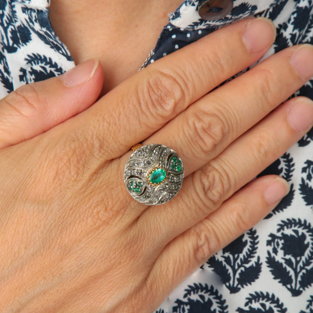 Emerald and diamond ring - Image 3