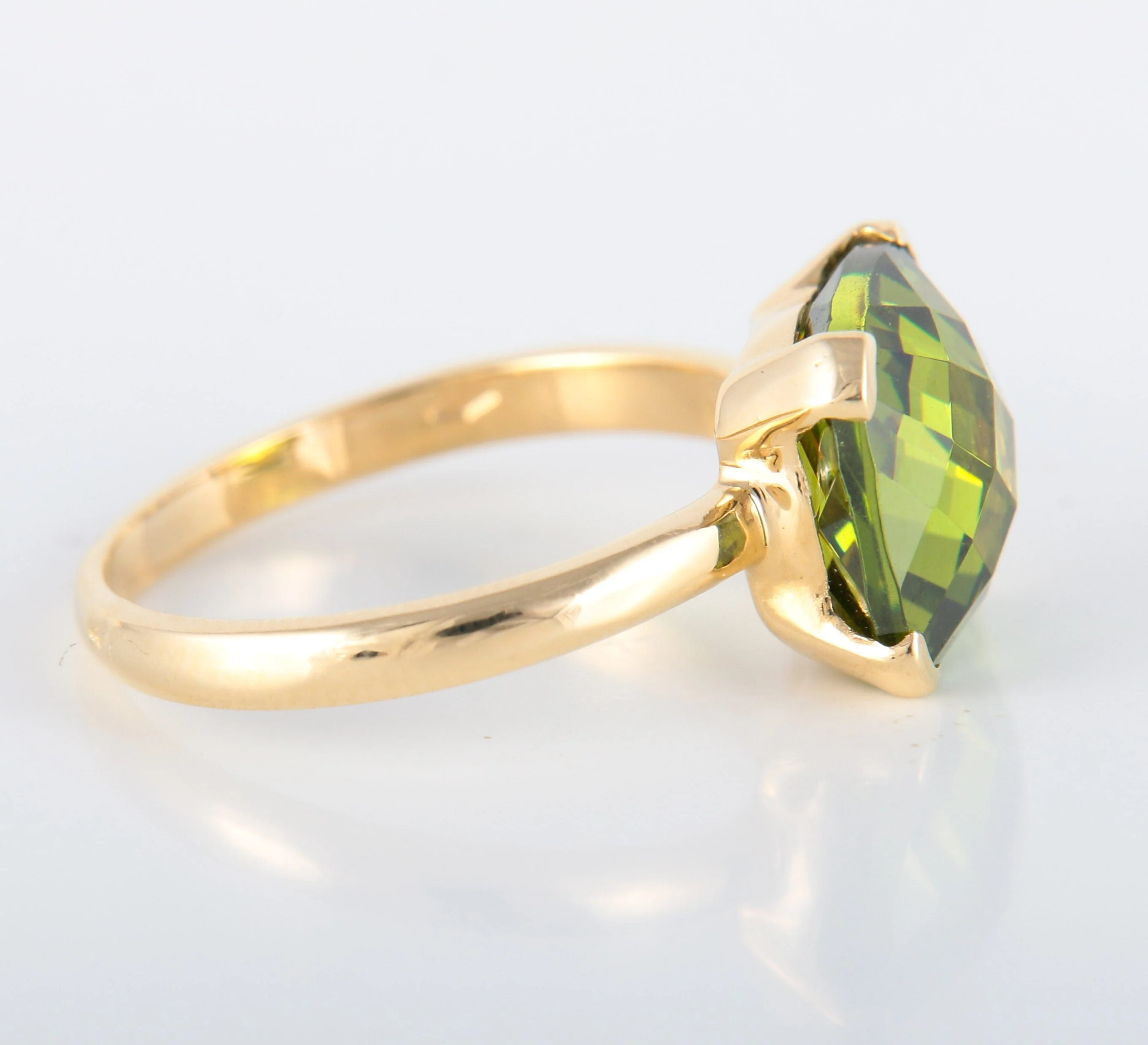 Peridot Solitaire Ring - Image 7