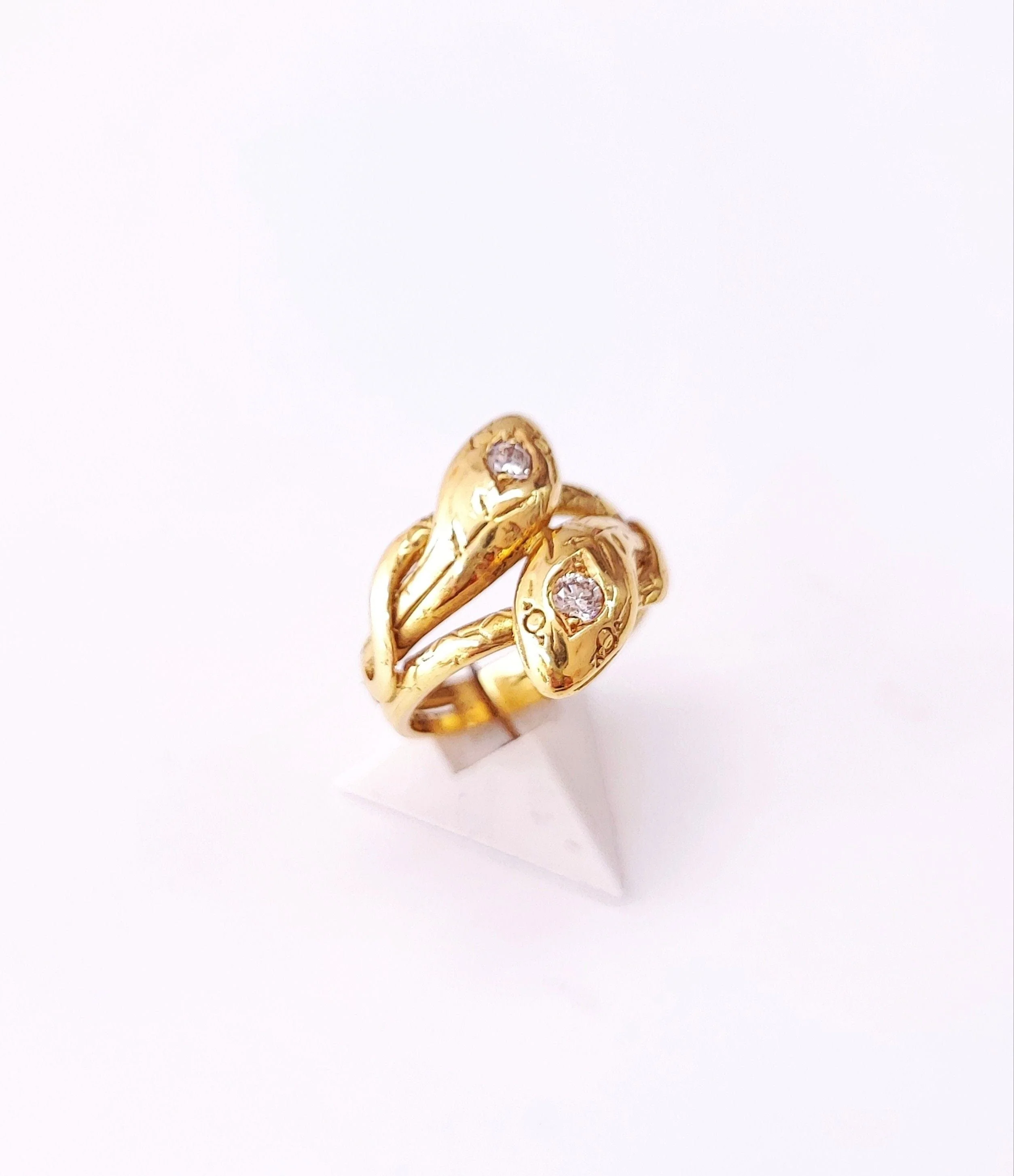 Gold and diamond snake ring - Image 5