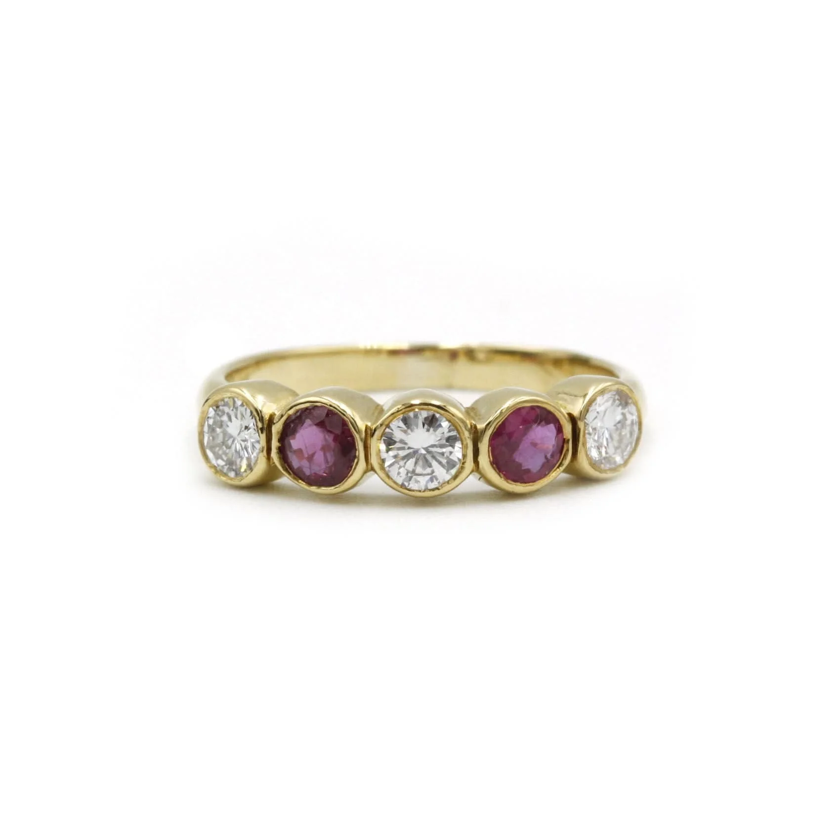 Gold, diamond and ruby ring